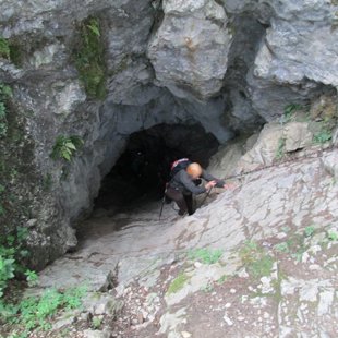 3.diena - Ināra rāpjas ārā no Smecza alas