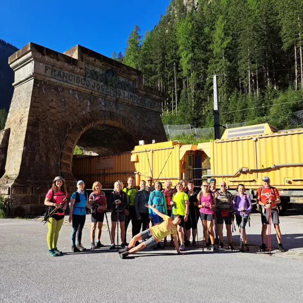 2.diena - ceļā uz Hoher Tauern 2459m, esam pie Bockstein dzelzceļa stacijas